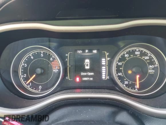 ✅ 2016 Jeep Cherokee Altitude • VIN: 1C4PJMAB7GW332883 • Lot: 43132519. Listed on IAAI with 139,671 mi. Free auction sales archive from the USA and detailed vehicle history report at DreamBid. Image 7.