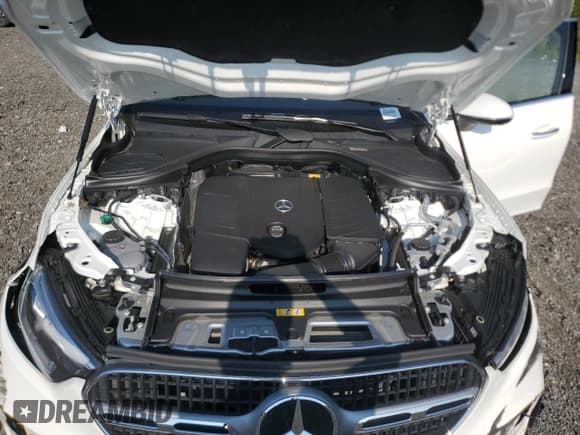 ✅ 2025 Mercedes-Benz GLC 350e • VIN: W1NKM5GB6SF244102 • Lot: 66613975. Wystawiony na Copart z przebiegiem 7 172 mil. Bezpłatny archiwum sprzedaży aukcyjnych z USA i szczegółowy raport historii pojazdu na DreamBid. Zdjęcie 12.