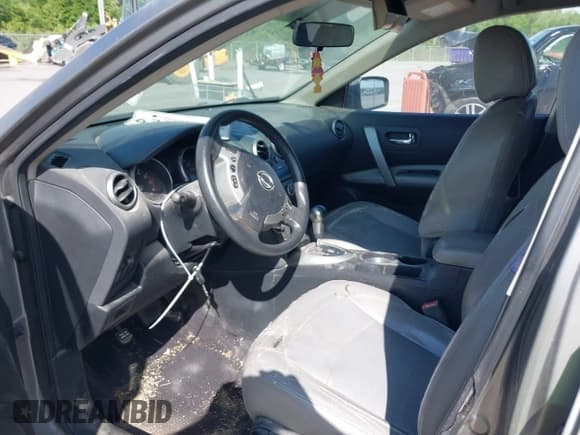 ✅ 2008 Nissan Rogue SL • VIN: JN8AS58T68W009003 • Lot: 41932726. Wystawiony na IAAI z przebiegiem 210 679 mil. Bezpłatny archiwum sprzedaży aukcyjnych z USA i szczegółowy raport historii pojazdu na DreamBid. Zdjęcie 5.