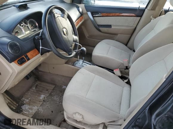 ✅ 2007 Chevrolet Aveo LT • VIN: KL1TG55647B111692 • Lot: 47440585. Wystawiony na Copart z przebiegiem 157 330 mil. Bezpłatny archiwum sprzedaży aukcyjnych z USA i szczegółowy raport historii pojazdu na DreamBid. Zdjęcie 7.