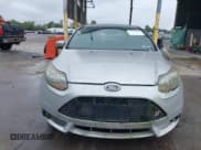 ✅ 2013 Ford Focus ST • VIN: 1FADP3L9XDL127468 • Lot: 42994718. Listed on IAAI with 123,988 mi. Free auction sales archive from the USA and detailed vehicle history report at DreamBid. Image 6.