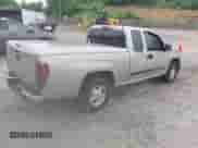 2008 Chevrolet Colorado 1LT z VIN 1GCCS39E788202192, wystawiony jako IAAI lot #42229266 z przebiegiem 270 494 mil mil oraz . Historia ofert i sprzedaży dostępna na DreamBid. Obrazek 4.