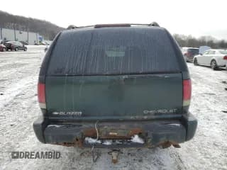 ✅ 2002 Chevrolet Blazer LS • VIN: 1GNDT13W22K110691 • Lot: 42207645. Wystawiony na Copart z przebiegiem 231 803 mil. Bezpłatny archiwum sprzedaży aukcyjnych z USA i szczegółowy raport historii pojazdu na DreamBid. Zdjęcie 6.