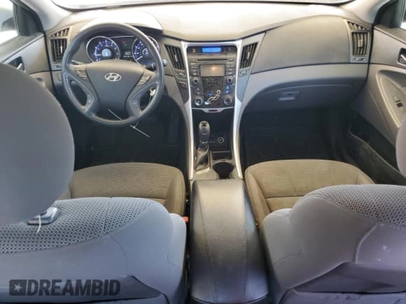 ✅ 2013 Hyundai Sonata GLS • VIN: 5NPEB4AC7DH746132 • Lot: 72231324. Listed on Copart with 172,611 mi. Free auction sales archive from the USA and detailed vehicle history report at DreamBid. Image 8.
