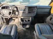 ✅ 2013 Chevrolet Express Cargo • VIN: 1GCSGAFX4D1170196 • Lot: 89801795. Wystawiony na Copart z przebiegiem 239 867 mil. Bezpłatny archiwum sprzedaży aukcyjnych z USA i szczegółowy raport historii pojazdu na DreamBid. Zdjęcie 8.