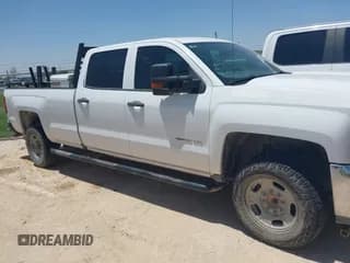 ✅ 2019 Chevrolet Silverado 2500HD Work Truck • VIN: 1GC1CREG9KF181671 • Lot: 42549197. Wystawiony na IAAI z przebiegiem 279 256 mil. Bezpłatny archiwum sprzedaży aukcyjnych z USA i szczegółowy raport historii pojazdu na DreamBid. Zdjęcie 1.