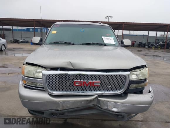 ✅ 2003 GMC Yukon XL SLT • VIN: 3GKEC16Z23G285815 • Lot: 41531361. Wystawiony na IAAI z przebiegiem 261 077 mil. Bezpłatny archiwum sprzedaży aukcyjnych z USA i szczegółowy raport historii pojazdu na DreamBid. Zdjęcie 6.