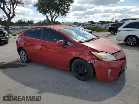 ✅ 2013 Toyota Prius Three • VIN: JTDKN3DU7D5607692 • Лот: 86500895. Опубликован ранее на Copart с пробегом 204 504 миль. Бесплатный доступ к архиву аукционных продаж из США и подробный отчёт об истории автомобиля на DreamBid. Изображение 4.