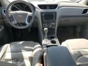 ✅ 2016 Chevrolet Traverse LT • VIN: 1GNKRHKD3GJ172239 • Lot: 67570024. Wystawiony na Copart z przebiegiem Nie podano. Bezpłatny archiwum sprzedaży aukcyjnych z USA i szczegółowy raport historii pojazdu na DreamBid. Zdjęcie 8.