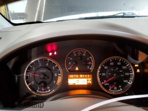 ✅ 2013 Nissan Titan SV • VIN: 1N6AA0EC4DN312963 • Лот: 65837875. Опубликован ранее на Copart с пробегом 100 773 миль. Бесплатный доступ к архиву аукционных продаж из США и подробный отчёт об истории автомобиля на DreamBid. Изображение 9.