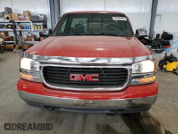 ✅ 2000 GMC Sierra 1500 SLE • VIN: 1GTEK14T7YZ110951 • Лот: 65396485. Опубликован ранее на Copart с пробегом 95 650 миль. Бесплатный доступ к архиву аукционных продаж из США и подробный отчёт об истории автомобиля на DreamBid. Изображение 5.
