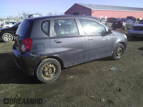 ✅ 2011 Chevrolet Aveo 2LT • VIN: 3G1TC6DG1BL100637 • Lot: 49226705. Wystawiony na Copart z przebiegiem 195 300 mil. Bezpłatny archiwum sprzedaży aukcyjnych z USA i szczegółowy raport historii pojazdu na DreamBid. Zdjęcie 3.