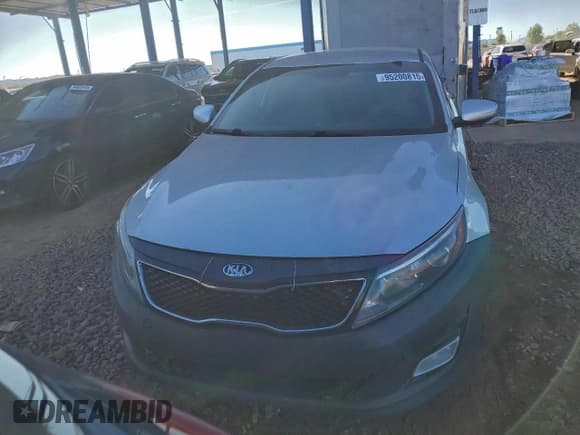 ✅ 2014 Kia Optima LX • VIN: KNAGM4A71E5464332 • Lot: 95200815. Wystawiony na Copart z przebiegiem 142 749 mil. Bezpłatny archiwum sprzedaży aukcyjnych z USA i szczegółowy raport historii pojazdu na DreamBid. Zdjęcie 5.