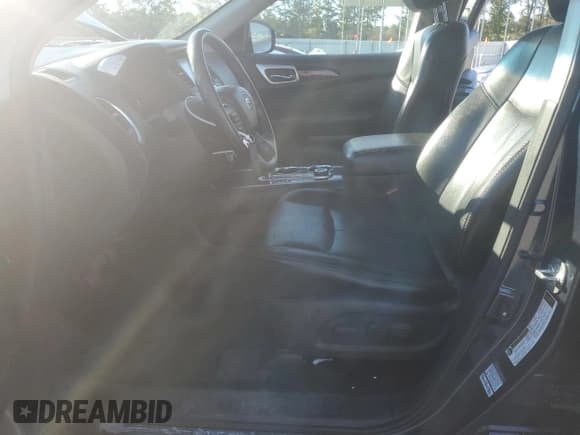 ✅ 2014 Nissan Pathfinder SL • VIN: 5N1AR2MM1EC631330 • Lot: 85903715. Listed on Copart with 112,447 mi. Free auction sales archive from the USA and detailed vehicle history report at DreamBid. Image 7.