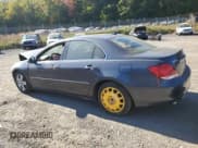 ✅ 2006 Acura RL • VIN: JH4KB16566C004409 • Лот: 76717494. Опубликован ранее на Copart с пробегом Не указан. Бесплатный доступ к архиву аукционных продаж из США и подробный отчёт об истории автомобиля на DreamBid. Изображение 2.