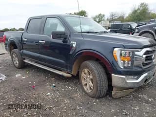 ✅ 2023 Ford F-150 XL • VIN: 1FTFW1E53PKF34532 • Lot: 43417020. Wystawiony na IAAI z przebiegiem 73 640 mil. Bezpłatny archiwum sprzedaży aukcyjnych z USA i szczegółowy raport historii pojazdu na DreamBid. Zdjęcie 1.