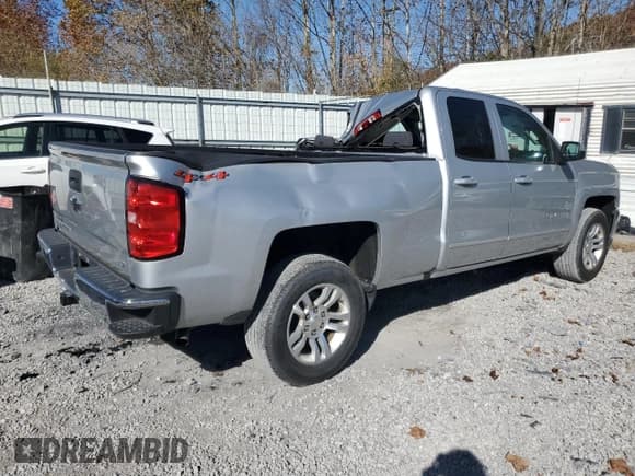 ✅ 2019 Chevrolet Silverado 1500 LT • VIN: 2GCVKPEC8K1119059 • Lot: 75287554. Wystawiony na Copart z przebiegiem 34 510 mil. Bezpłatny archiwum sprzedaży aukcyjnych z USA i szczegółowy raport historii pojazdu na DreamBid. Zdjęcie 3.