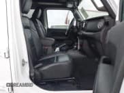 ✅ 2019 Jeep Wrangler Unlimited Sahara • VIN: 1C4HJXENXKW547676 • Lot: 42475926. Listed on IAAI with 130,952 mi. Free auction sales archive from the USA and detailed vehicle history report at DreamBid. Image 5.