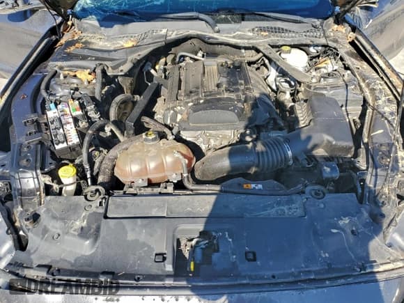 ✅ 2018 Ford Mustang EcoBoost Premium • VIN: 1FATP8UH5J5110334 • Lot: 94713485. Wystawiony na Copart z przebiegiem 74 652 mil. Bezpłatny archiwum sprzedaży aukcyjnych z USA i szczegółowy raport historii pojazdu na DreamBid. Zdjęcie 11.