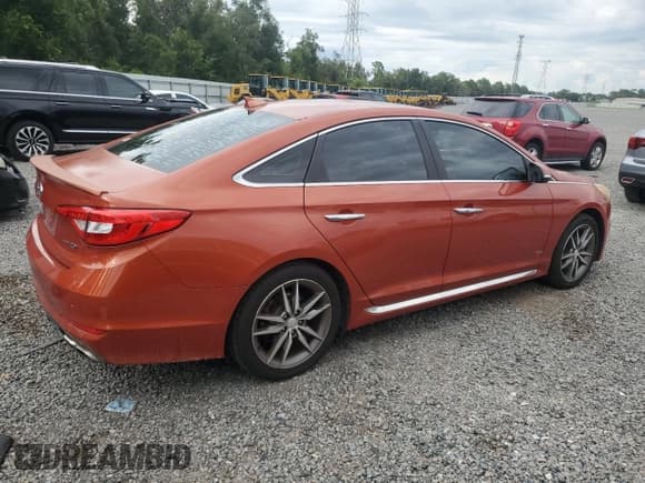 ✅ 2015 Hyundai Sonata Sport • VIN: 5NPE34AB7FH099285 • Lot: 80115815. Wystawiony na Copart z przebiegiem 204 455 mil. Bezpłatny archiwum sprzedaży aukcyjnych z USA i szczegółowy raport historii pojazdu na DreamBid. Zdjęcie 3.
