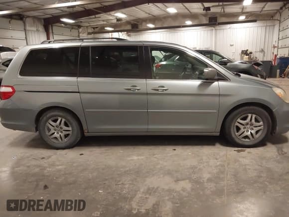 ✅ 2006 Honda Odyssey EX • VIN: 5FNRL38456B118496 • Lot: 43714481. Listed on IAAI with 224,673 mi. Free auction sales archive from the USA and detailed vehicle history report at DreamBid. Image 14.