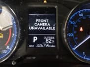 ✅ 2018 Toyota Corolla LE • VIN: 2T1BURHE7JC032520 • Lot: 43306272. Listed on IAAI with 326,796 mi. Free auction sales archive from the USA and detailed vehicle history report at DreamBid. Image 15.