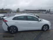 ✅ 2020 Hyundai Ioniq Blue • VIN: KMHC65LC6LU243092 • Lot: 41755821. Wystawiony na IAAI z przebiegiem 194 823 mil. Bezpłatny archiwum sprzedaży aukcyjnych z USA i szczegółowy raport historii pojazdu na DreamBid. Zdjęcie 13.