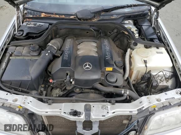 ✅ 2000 Mercedes-Benz C 230/260/280/320 • VIN: WDBHA29G4YA833283 • Лот: 79109874. Опубликован ранее на Copart с пробегом 152 830 миль. Бесплатный доступ к архиву аукционных продаж из США и подробный отчёт об истории автомобиля на DreamBid. Изображение 11.