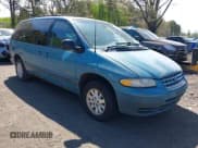 ✅ 1997 Plymouth Voyager SE • VIN: 1P4GP44R3VB408980 • Lot: 42159229. Wystawiony na IAAI z przebiegiem 223 965 mil. Bezpłatny archiwum sprzedaży aukcyjnych z USA i szczegółowy raport historii pojazdu na DreamBid. Zdjęcie 1.