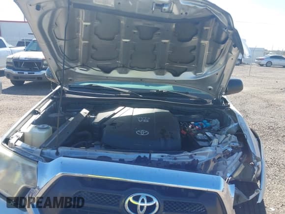 ✅ 2012 Toyota Tacoma PreRunner • VIN: 5TFJU4GN4CX027232 • Lot: 43481941. Listed on IAAI with 181,662 mi. Free auction sales archive from the USA and detailed vehicle history report at DreamBid. Image 10.