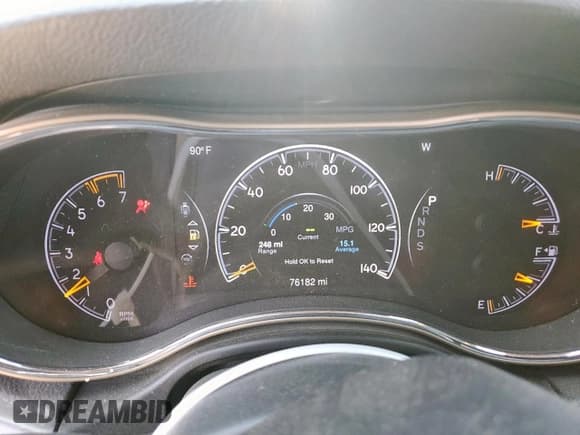 ✅ 2015 Jeep Grand Cherokee Limited • VIN: 1C4RJEBT2FC688437 • Лот: 60862175. Опубликован ранее на Copart с пробегом 76 182 миль. Бесплатный доступ к архиву аукционных продаж из США и подробный отчёт об истории автомобиля на DreamBid. Изображение 9.