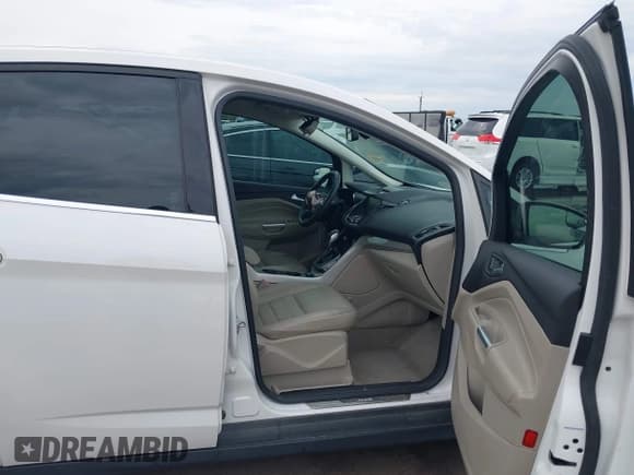 ✅ 2015 Ford C-Max SEL • VIN: 1FADP5BU3FL112198 • Lot: 43433293. Listed on IAAI with 84,082 mi. Free auction sales archive from the USA and detailed vehicle history report at DreamBid. Image 5.