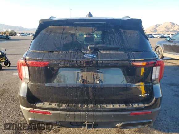 ✅ 2025 Ford Explorer ST-Line • VIN: 1FMUK8KH4SGB38031 • Lot: 91073565. Wystawiony na Copart z przebiegiem 22 448 mil. Bezpłatny archiwum sprzedaży aukcyjnych z USA i szczegółowy raport historii pojazdu na DreamBid. Zdjęcie 6.