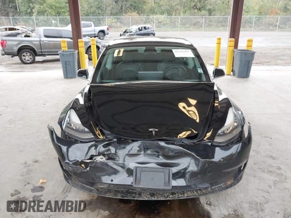 ✅ 2018 Tesla Model 3 Long Range Battery • VIN: 5YJ3E1EA0JF077072 • Lot: 43335417. Wystawiony na IAAI z przebiegiem 79 417 mil. Bezpłatny archiwum sprzedaży aukcyjnych z USA i szczegółowy raport historii pojazdu na DreamBid. Zdjęcie 12.