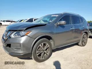 ✅ 2019 Nissan Rogue SV • VIN: JN8AT2MT1KW255904 • Лот: 90475685. Опубликован ранее на Copart с пробегом 102 558 миль. Бесплатный доступ к архиву аукционных продаж из США и подробный отчёт об истории автомобиля на DreamBid. Изображение 1.