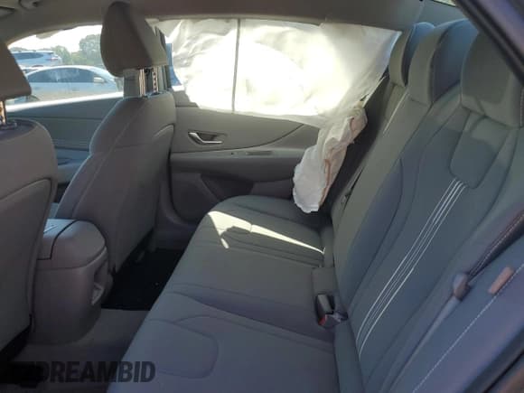 ✅ 2025 Hyundai Elantra SEL Sport • VIN: KMHLM4DGXSU006654 • Lot: 81499225. Listed on Copart with 5,473 mi. Free auction sales archive from the USA and detailed vehicle history report at DreamBid. Image 10.