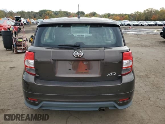 ✅ 2011 Scion xD • VIN: JTKKU4B49B1009581 • Лот: 86480605. Опубликован ранее на Copart с пробегом 238 734 миль. Бесплатный доступ к архиву аукционных продаж из США и подробный отчёт об истории автомобиля на DreamBid. Изображение 6.