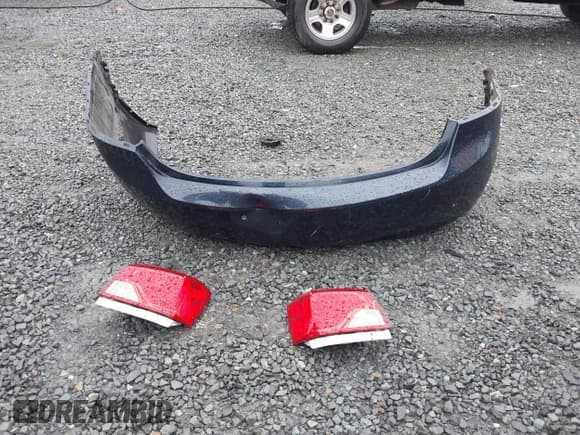 ✅ 2015 Chevrolet Impala LT • VIN: 2G1125S30F9231717 • Лот: 43618023. Опубликован ранее на IAAI с пробегом 116 976 миль. Бесплатный доступ к архиву аукционных продаж из США и подробный отчёт об истории автомобиля на DreamBid. Изображение 12.