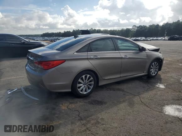✅ 2014 Hyundai Sonata Limited • VIN: 5NPEC4AC7EH895705 • Lot: 85545185. Listed on Copart with 82,427 mi. Free auction sales archive from the USA and detailed vehicle history report at DreamBid. Image 3.