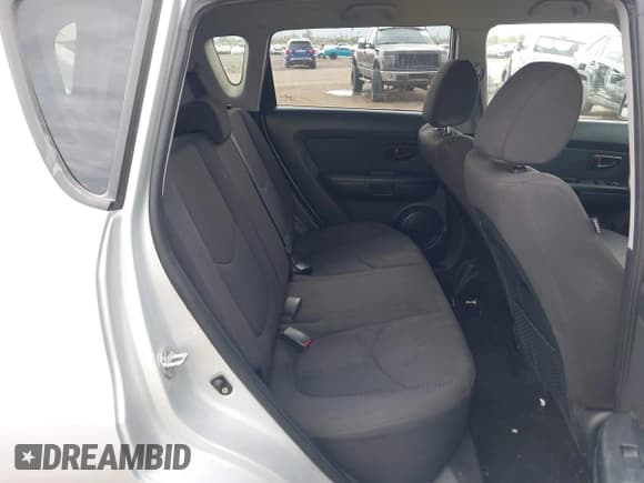 ✅ 2013 Kia Soul • VIN: KNDJT2A52D7776306 • Lot: 43394146. Listed on IAAI with 105,775 mi. Free auction sales archive from the USA and detailed vehicle history report at DreamBid. Image 8.