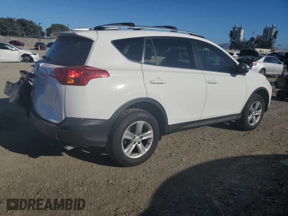 ✅ 2013 Toyota RAV4 XLE • VIN: JTMWFREV0DD011502 • Lot: 84895215. Listed on Copart with 159,100 mi. Free auction sales archive from the USA and detailed vehicle history report at DreamBid. Image 3.