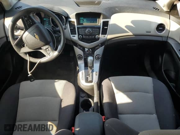 2014 Chevrolet Cruze LS with VIN 1G1PA5SH6E7167739, listed as a Copart auction lot 80187955 with 82,187 mi miles and Non repairable. Bid and sale history available at DreamBid. Image 8.