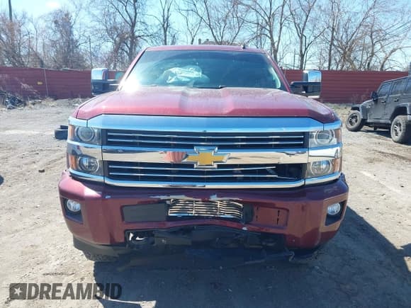 ✅ 2015 Chevrolet Silverado 2500HD LT • VIN: 1GC2KVEG3FZ134852 • Lot: 42041448. Wystawiony na IAAI z przebiegiem 117 061 mil. Bezpłatny archiwum sprzedaży aukcyjnych z USA i szczegółowy raport historii pojazdu na DreamBid. Zdjęcie 12.