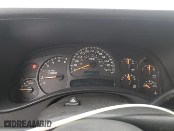 ✅ 2005 Chevrolet Silverado 2500HD LT • VIN: 1GCHK29U45E164019 • Лот: 85898244. Опубликован ранее на Copart с пробегом 124 911 миль. Бесплатный доступ к архиву аукционных продаж из США и подробный отчёт об истории автомобиля на DreamBid. Изображение 9.