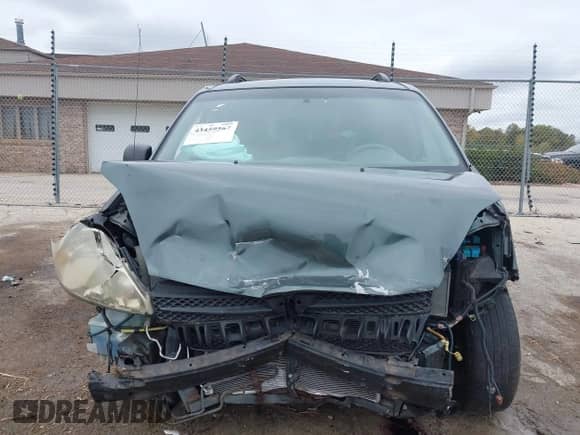 2005 Toyota Sienna LE z VIN 5TDZA23C75S363339, wystawiony jako IAAI lot #43459567 z przebiegiem 184 187 mil mil oraz . Historia ofert i sprzedaży dostępna na DreamBid. Obrazek 13.