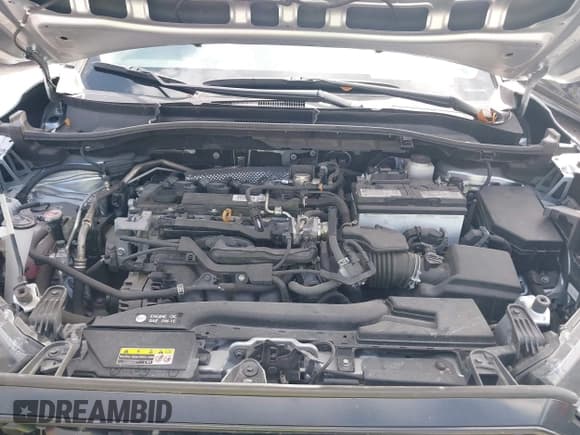 ✅ 2022 Toyota Corolla Cross L • VIN: 7MUAAAAG8NV030229 • Lot: 41952236. Listed on IAAI with 42,459 mi. Free auction sales archive from the USA and detailed vehicle history report at DreamBid. Image 10.