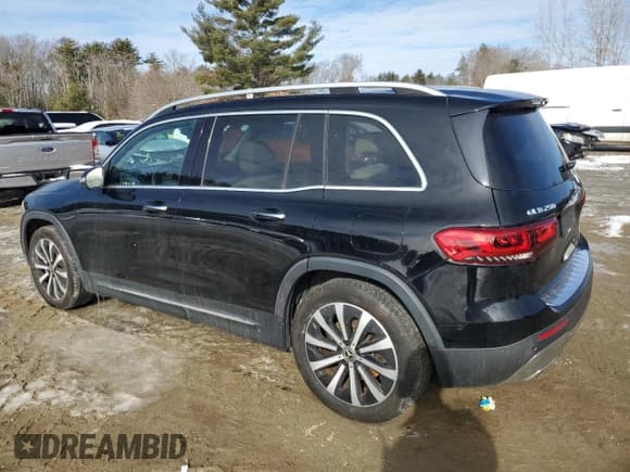 ✅ 2020 Mercedes-Benz GLB 250 • VIN: W1N4M4HB7LW016161 • Lot: 46401815. Listed on Copart with 58,191 mi. Free auction sales archive from the USA and detailed vehicle history report at DreamBid. Image 2.