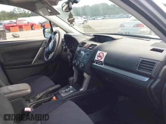 2015 Subaru Forester Premium с VIN JF2SJAFC2FH461600, выставлен на аукционе IAAI как лот 43421517 с пробегом 173 411 миль миль и . История ставок и продаж доступна на DreamBid. Изображение 5.