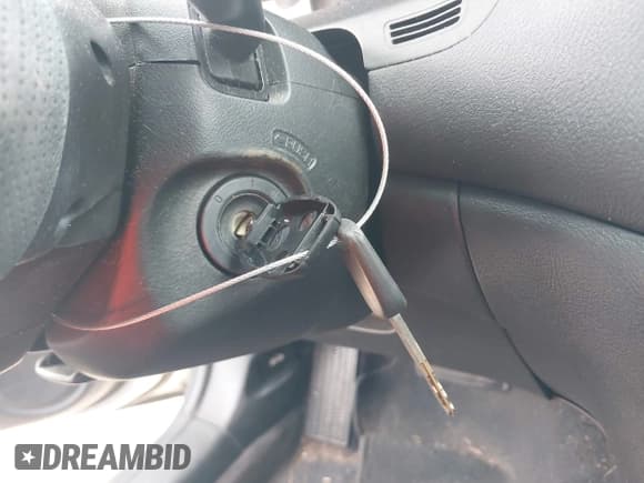 ✅ 2004 Honda Accord LX • VIN: 1HGCM72274A002158 • Лот: 43727222. Опубликован ранее на IAAI с пробегом 254 481 миль. Бесплатный доступ к архиву аукционных продаж из США и подробный отчёт об истории автомобиля на DreamBid. Изображение 11.