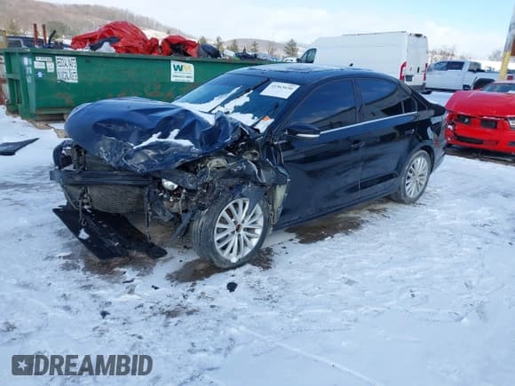 ✅ 2011 Volkswagen Jetta SEL • VIN: 3VWLZ7AJ1BM370826 • Лот: 41563650. Опубликован ранее на IAAI с пробегом 113 330 миль. Бесплатный доступ к архиву аукционных продаж из США и подробный отчёт об истории автомобиля на DreamBid. Изображение 2.